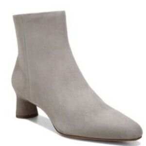 Vince Women's‎ Hilda Ankle Boots Gray 7.5 Woodsmoke Suede